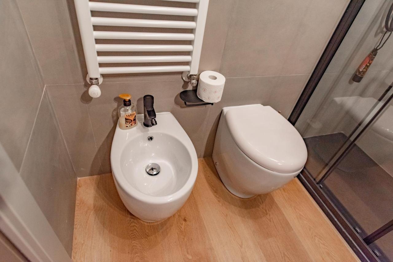 Apartament Oggi Ti Porto A Torino By Happyhostorino Zewnętrze zdjęcie